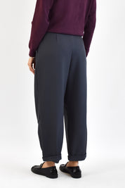 Pantalone carrot con pinces