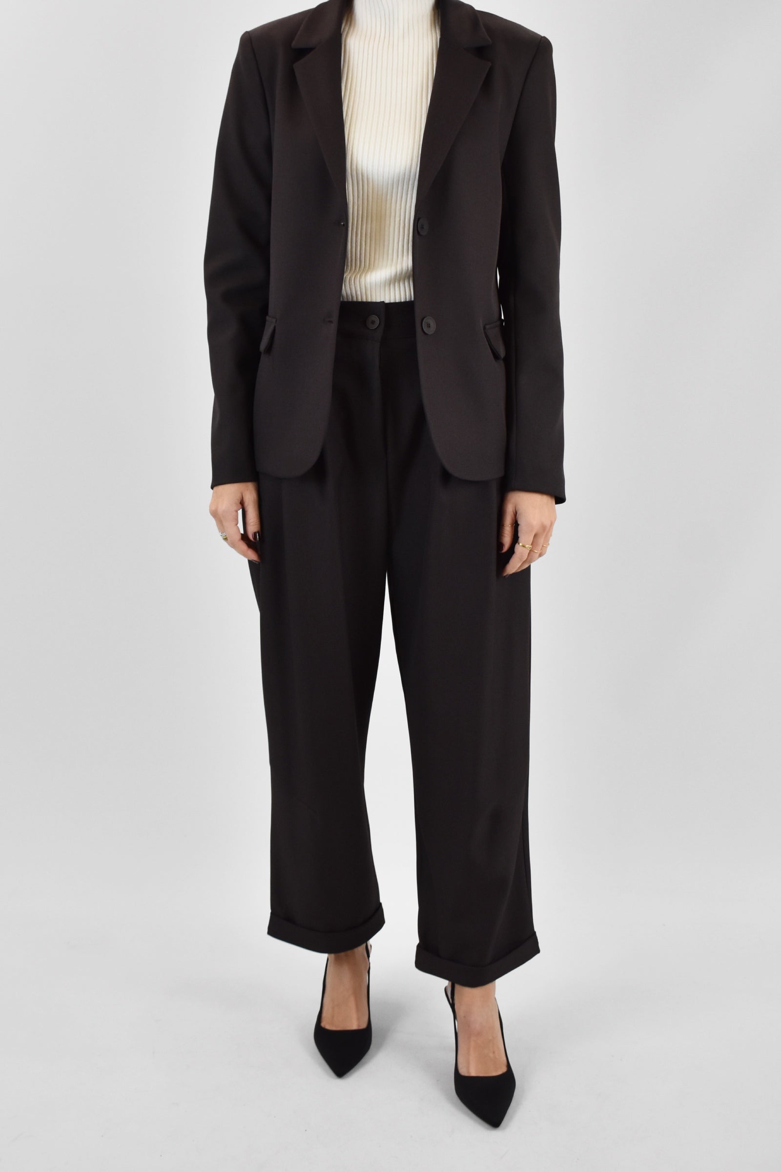 Pantalone carrot con pinces