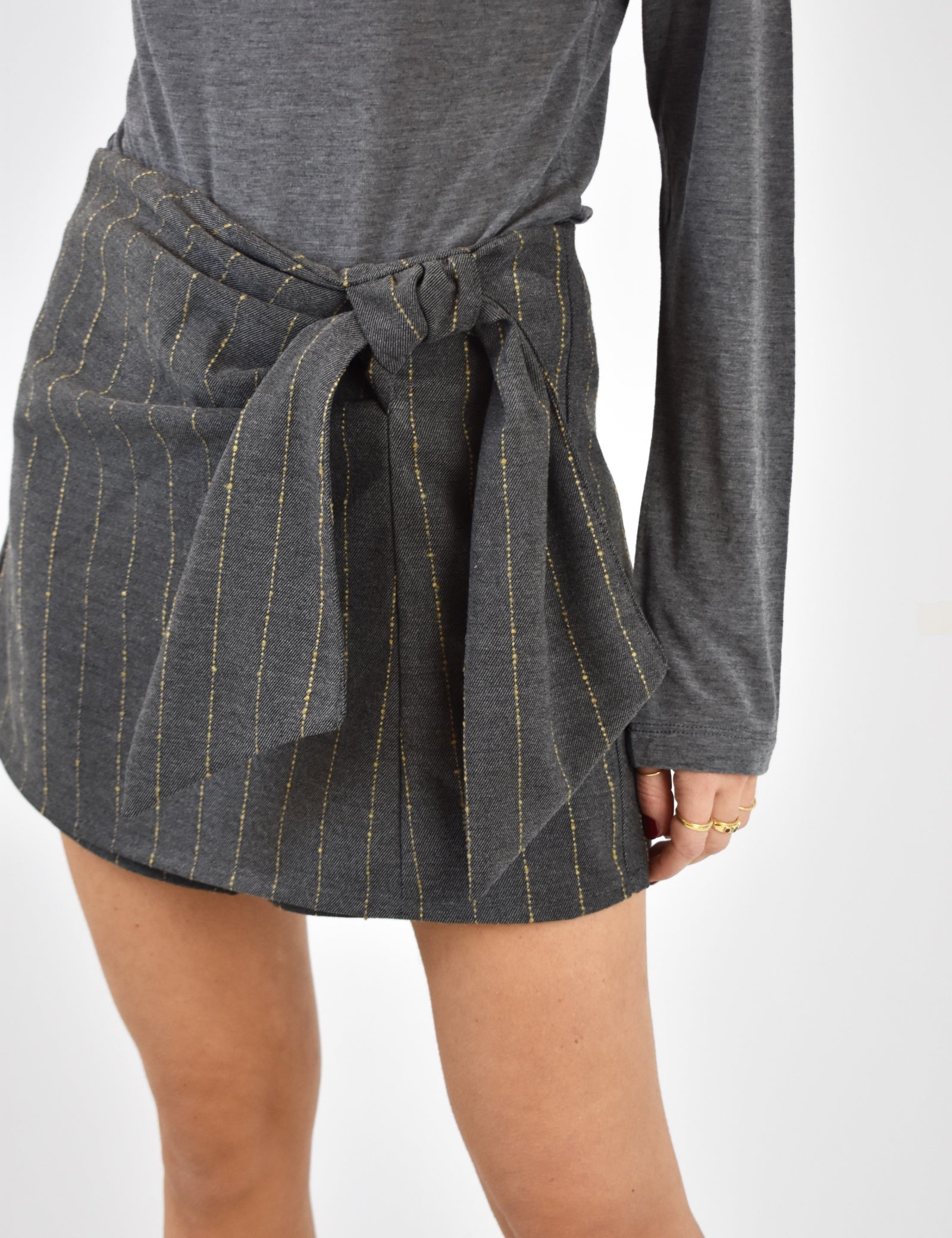 GMA-P150, MINIGONNA SHORT HAVEONE GESSATA GRIGIA, FOTO INDOSSATA MINIGONNA SHORT GRIGIA