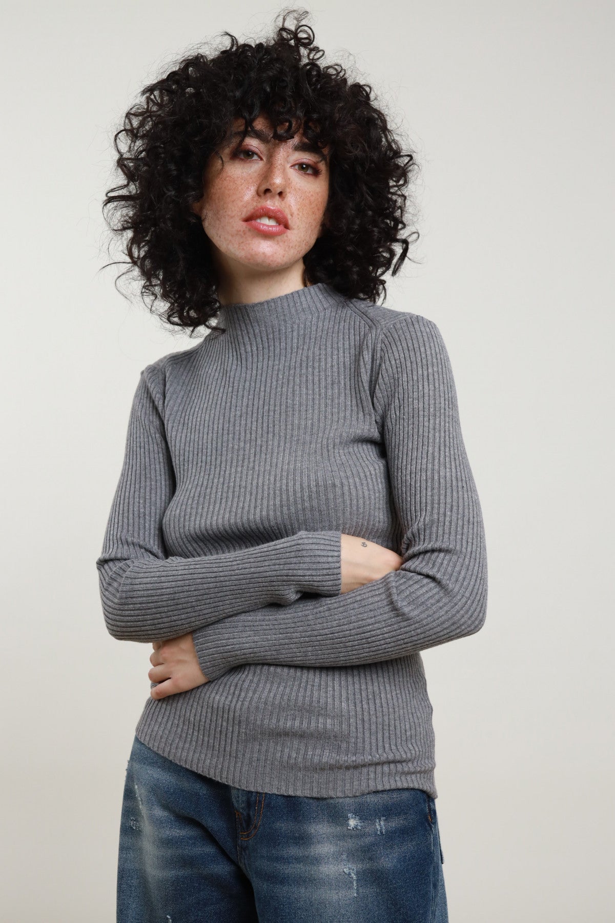 Maglia lupetto a costine SusyMix, articolo 250902, colore grigio, vista frontale