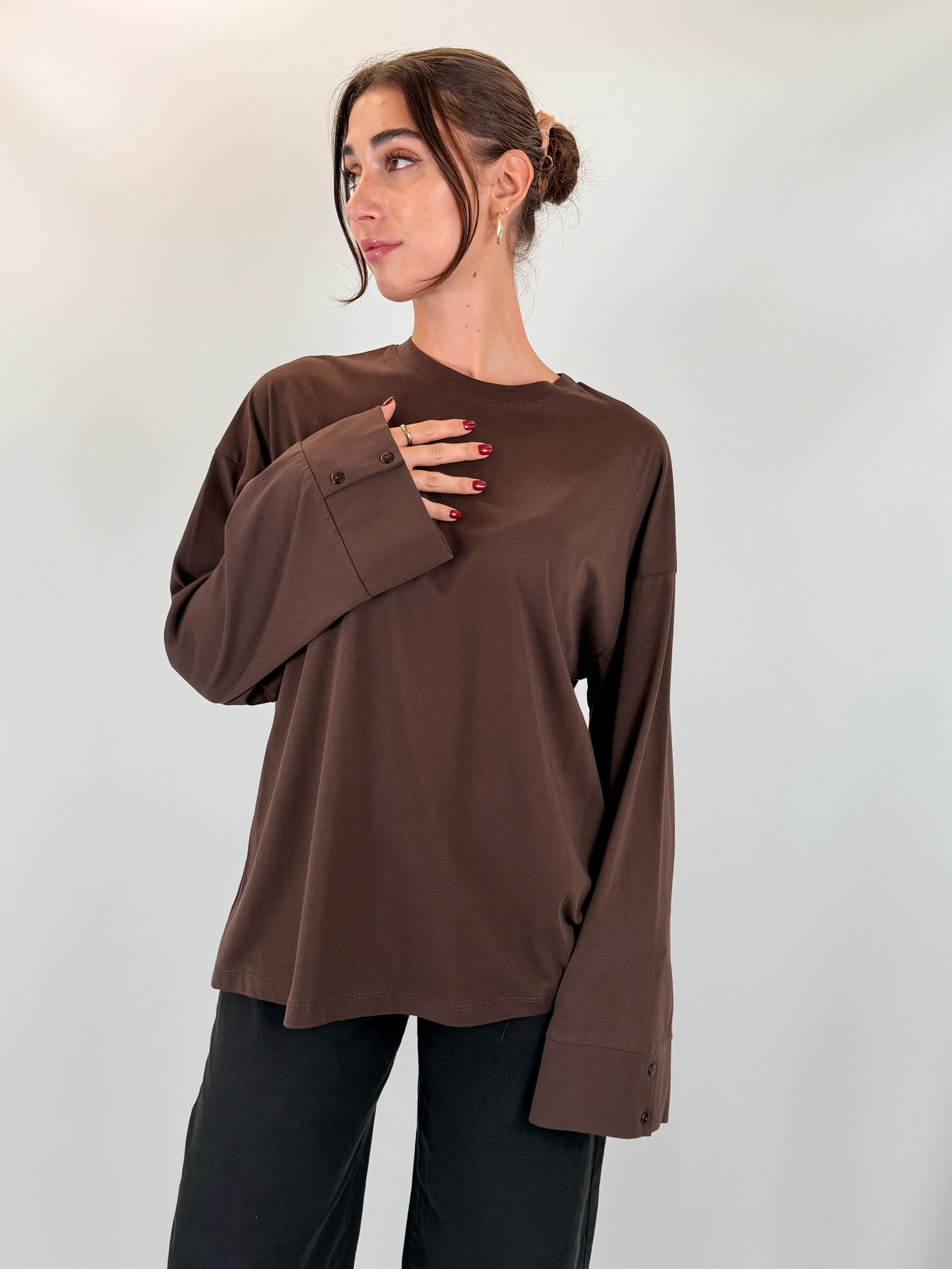 Maglia manica ampia bottoncini