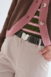 Cardigan stondato e contrasto