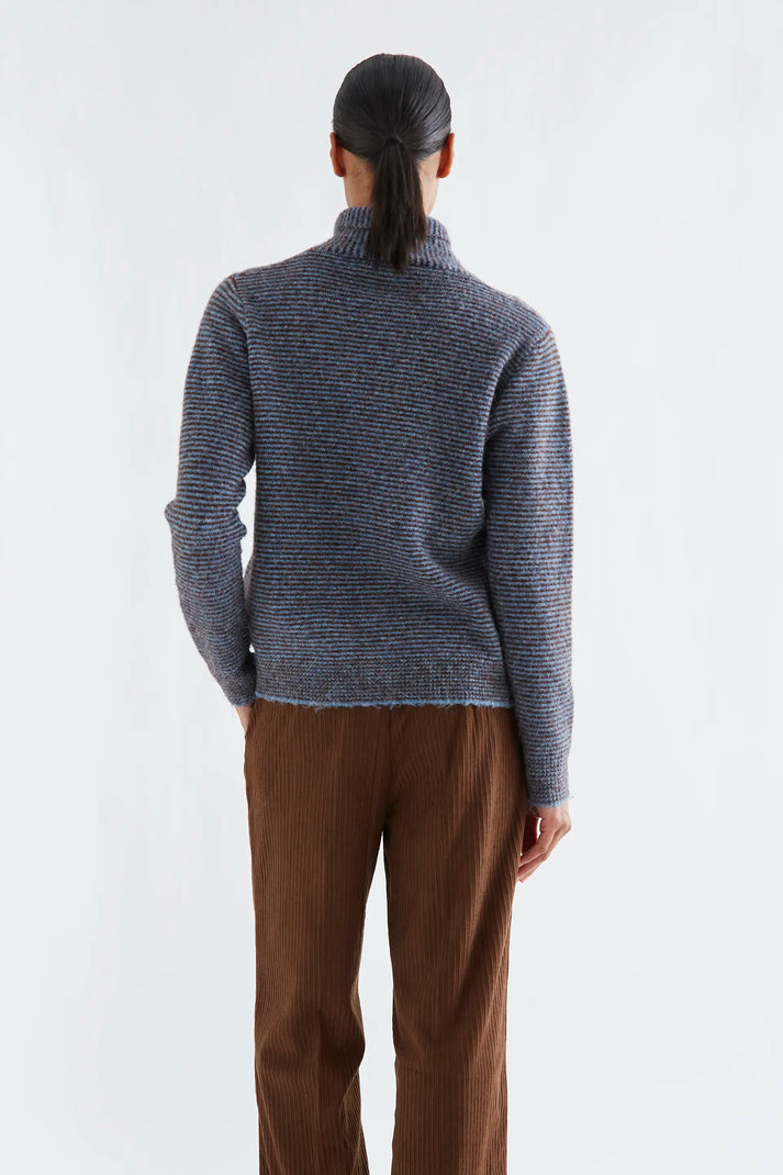 Cardigan a righe collo punte