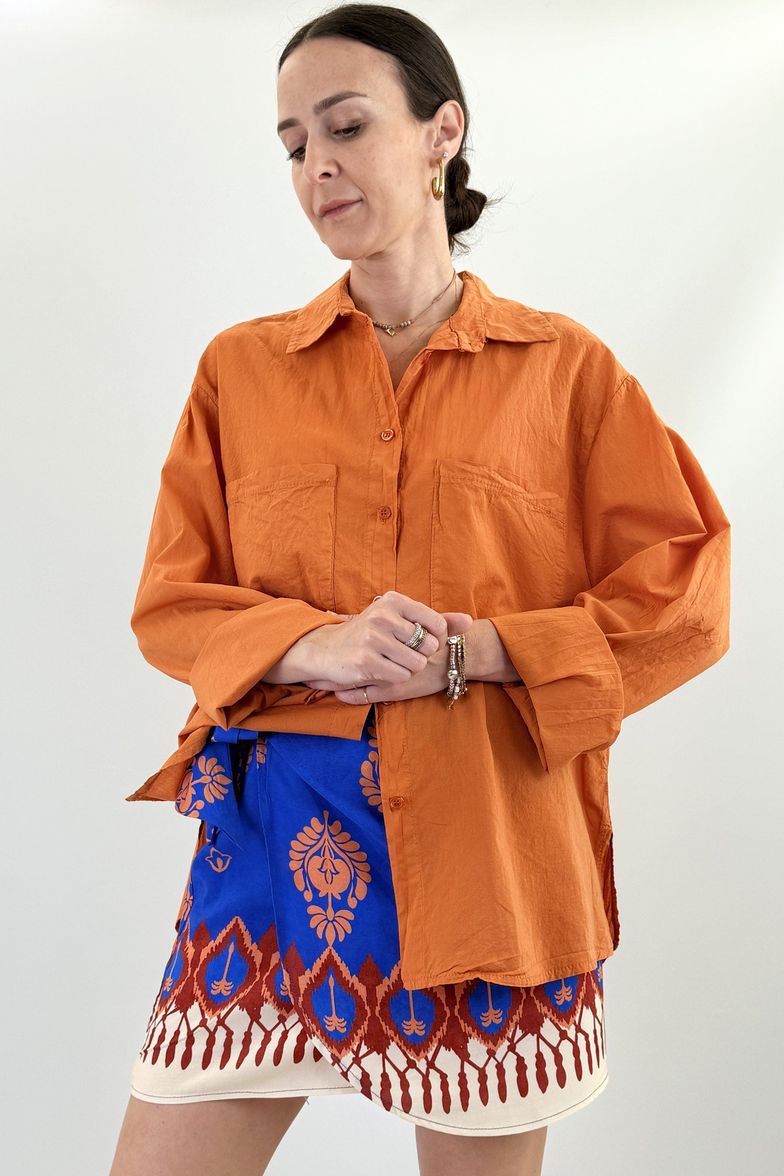 Camicia over con tasche