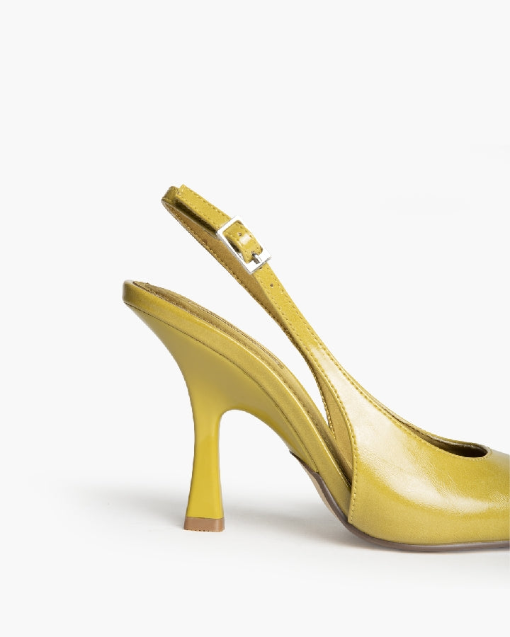 Décolleté slingback