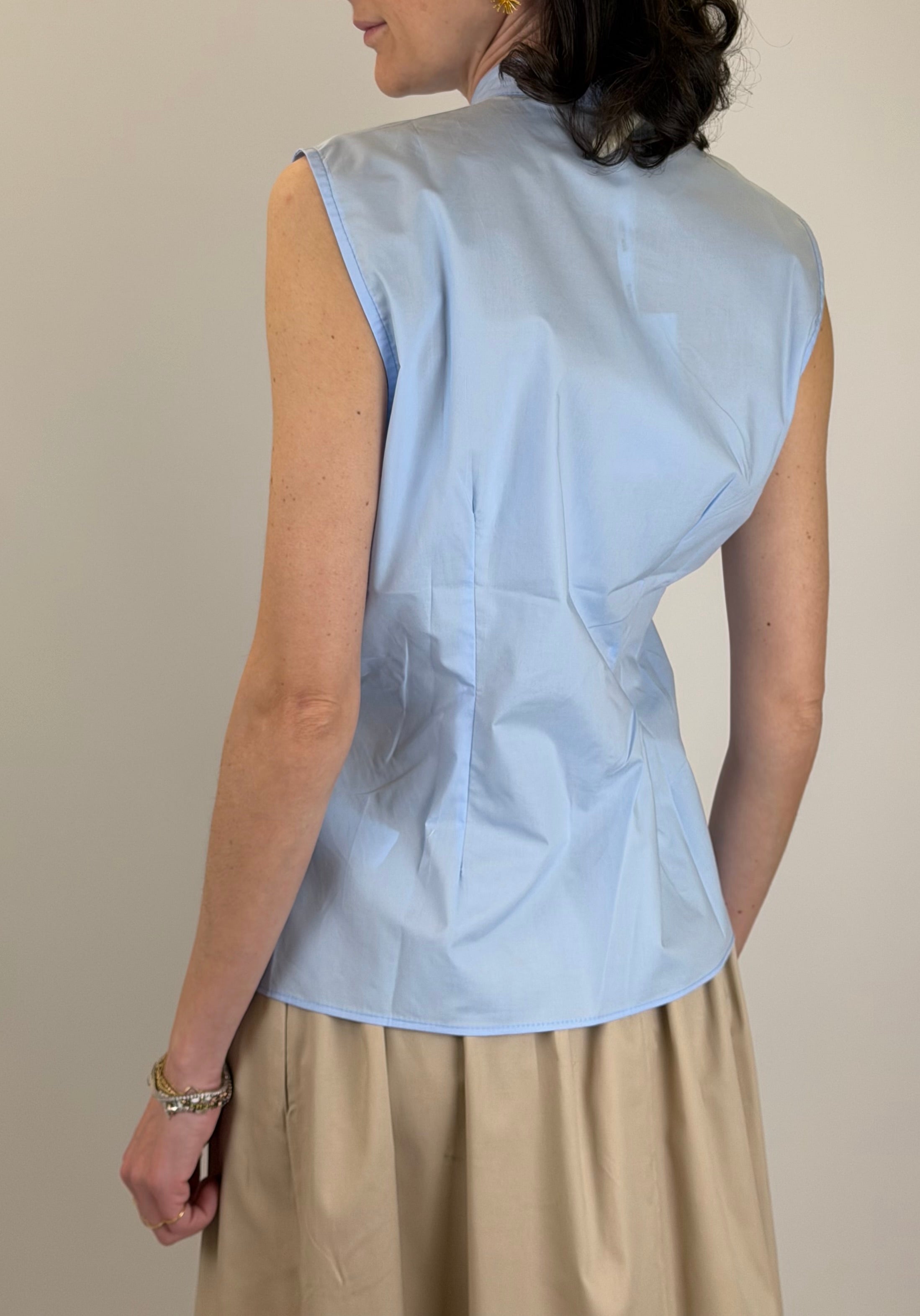 Camicia smanicata tang