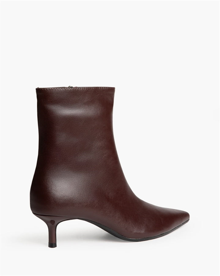 Stivaletto kitten tacco basso