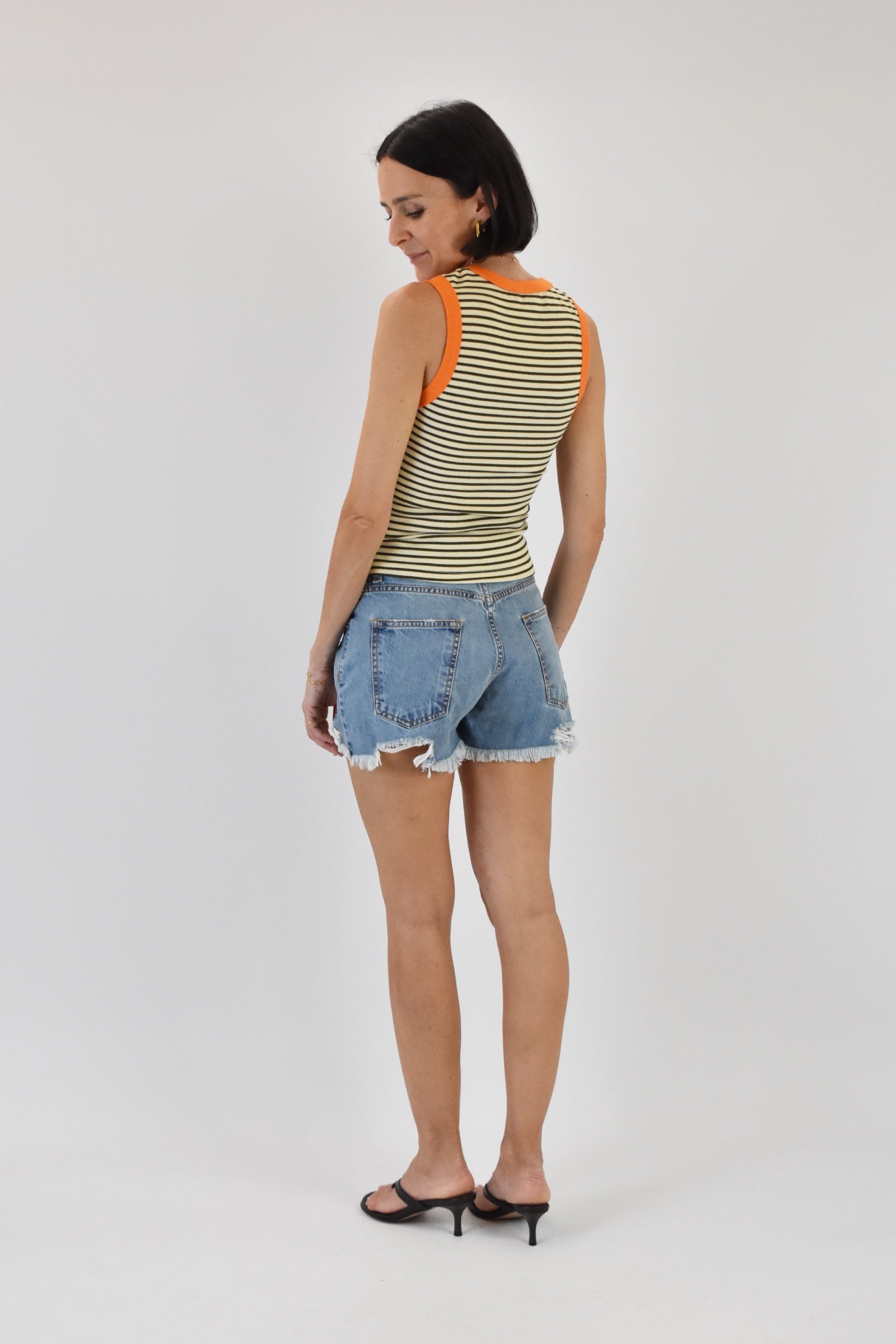Short taglio vivo