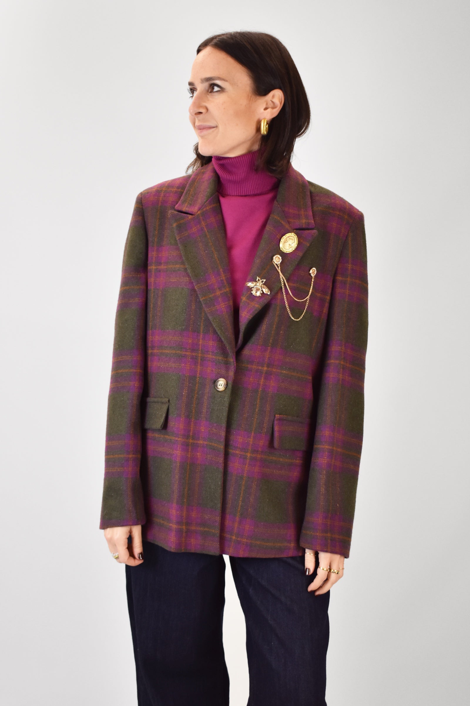 Giacca a quadri con spille