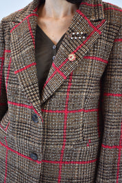 Giacca a quadri con spille