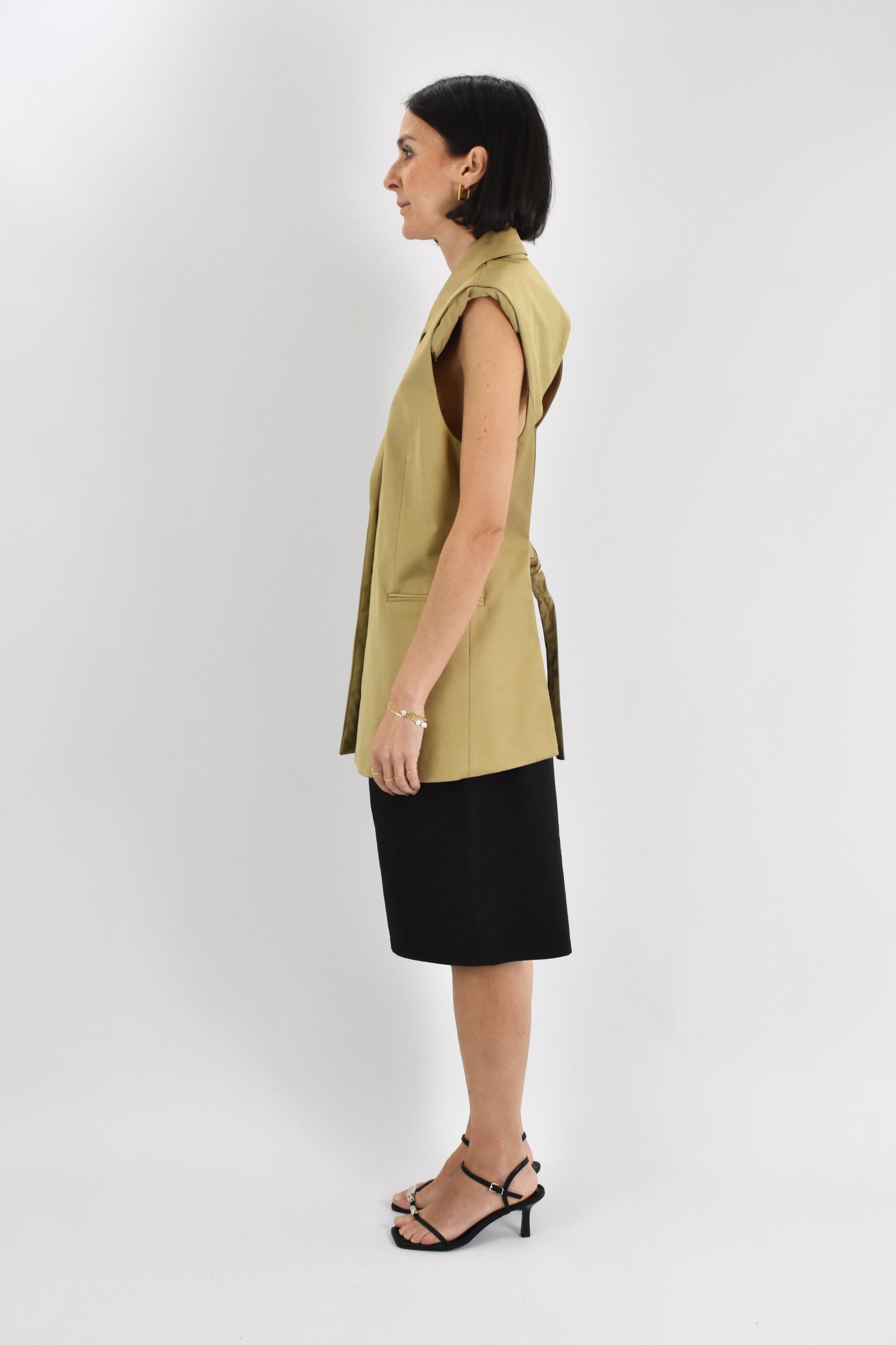 Gilet open back