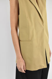 Gilet open back
