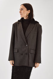 Giacca gessata con cappuccio