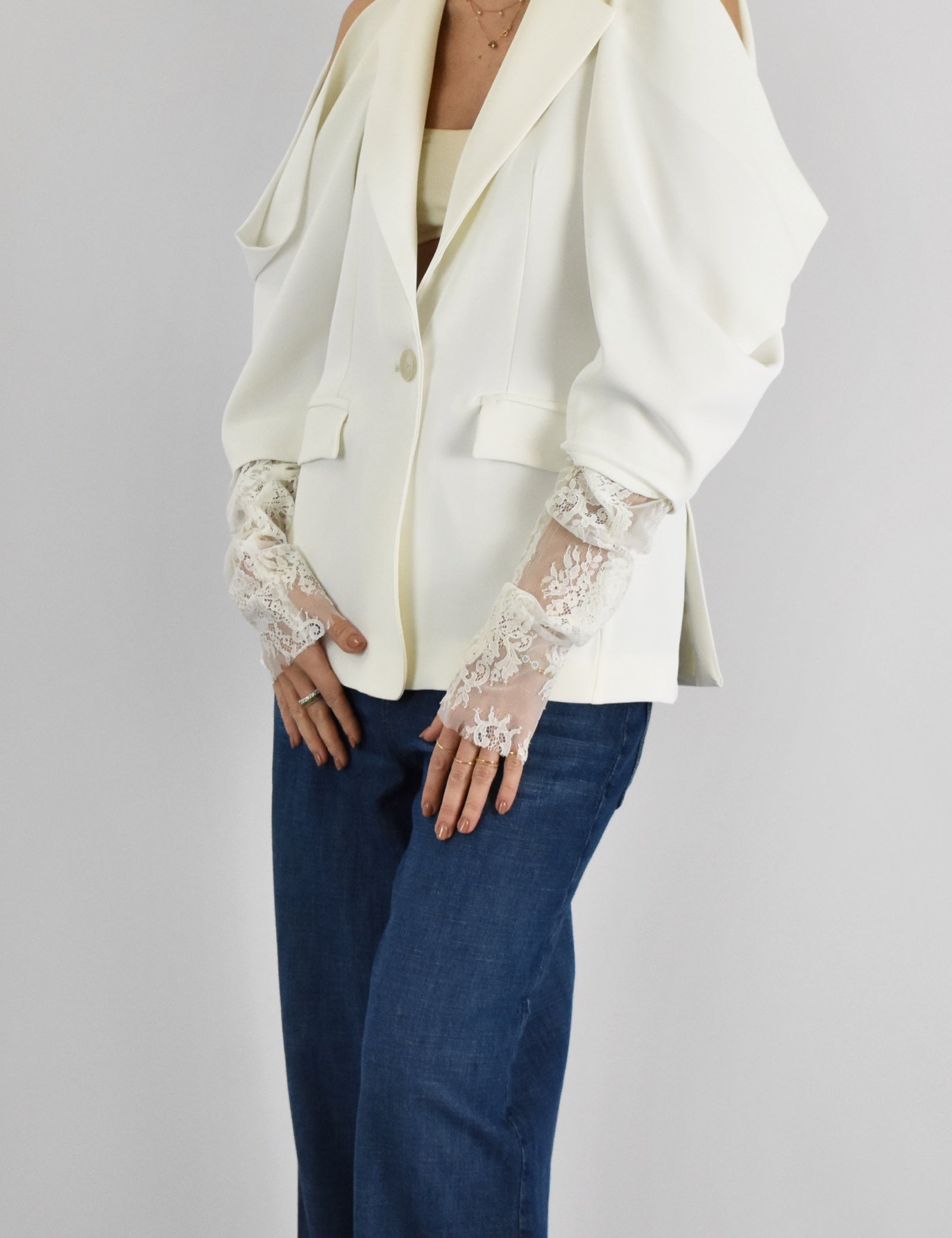 Giacca cut out pizzo