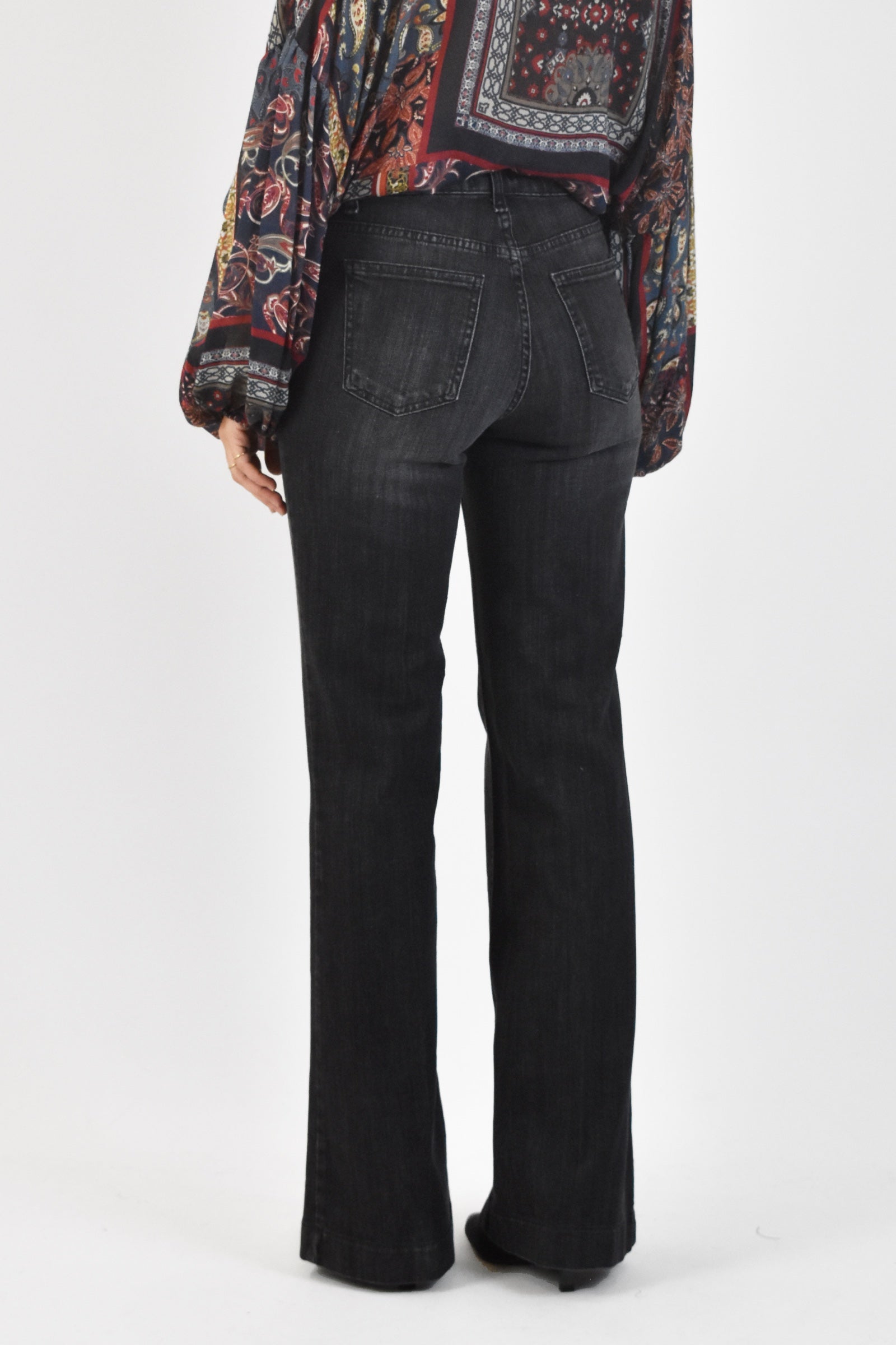 Jeans flare elasticizzato