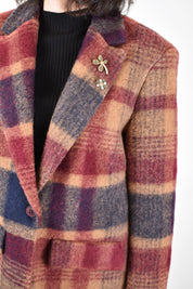 Giacca a quadri con spille