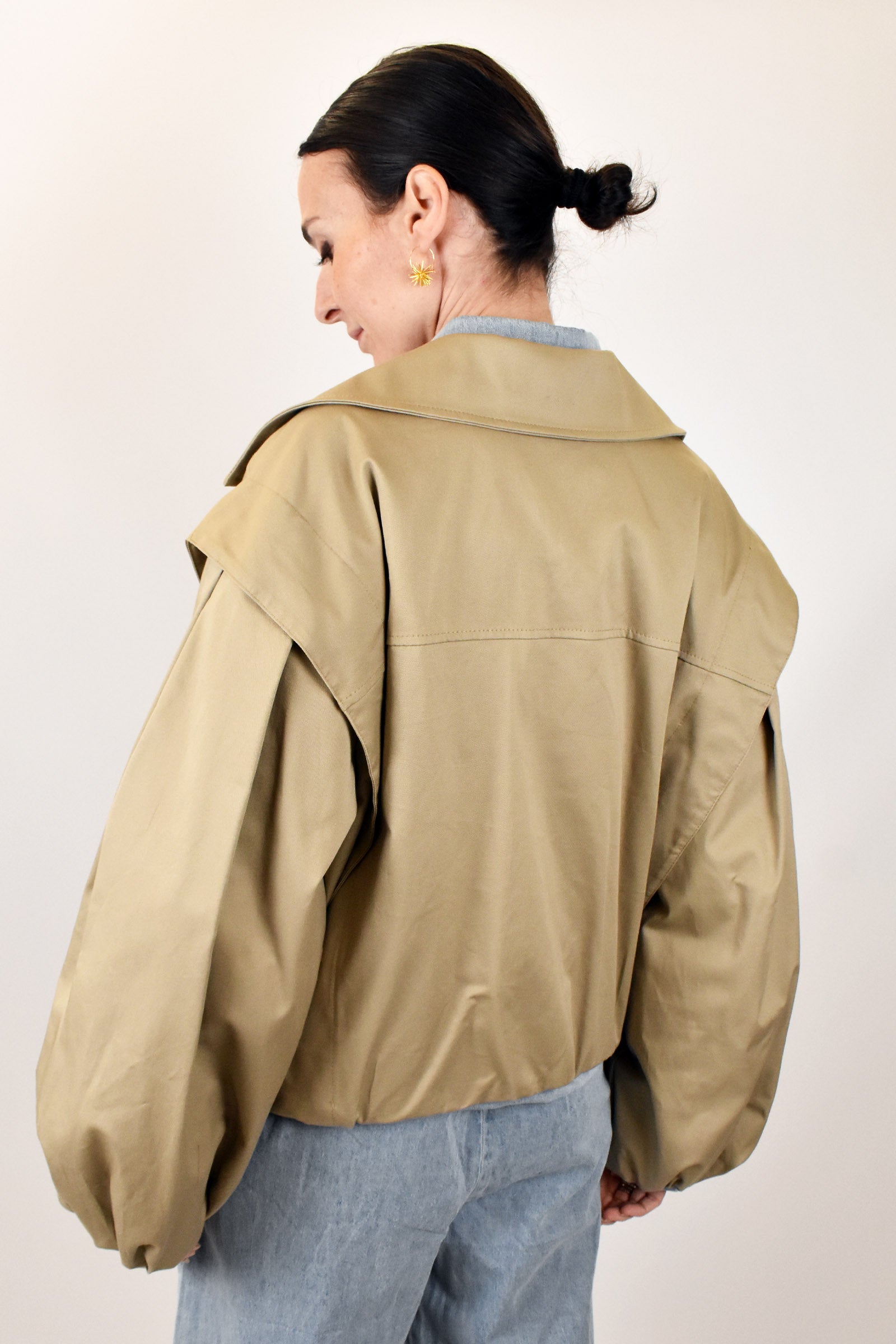 Trench bomber corto