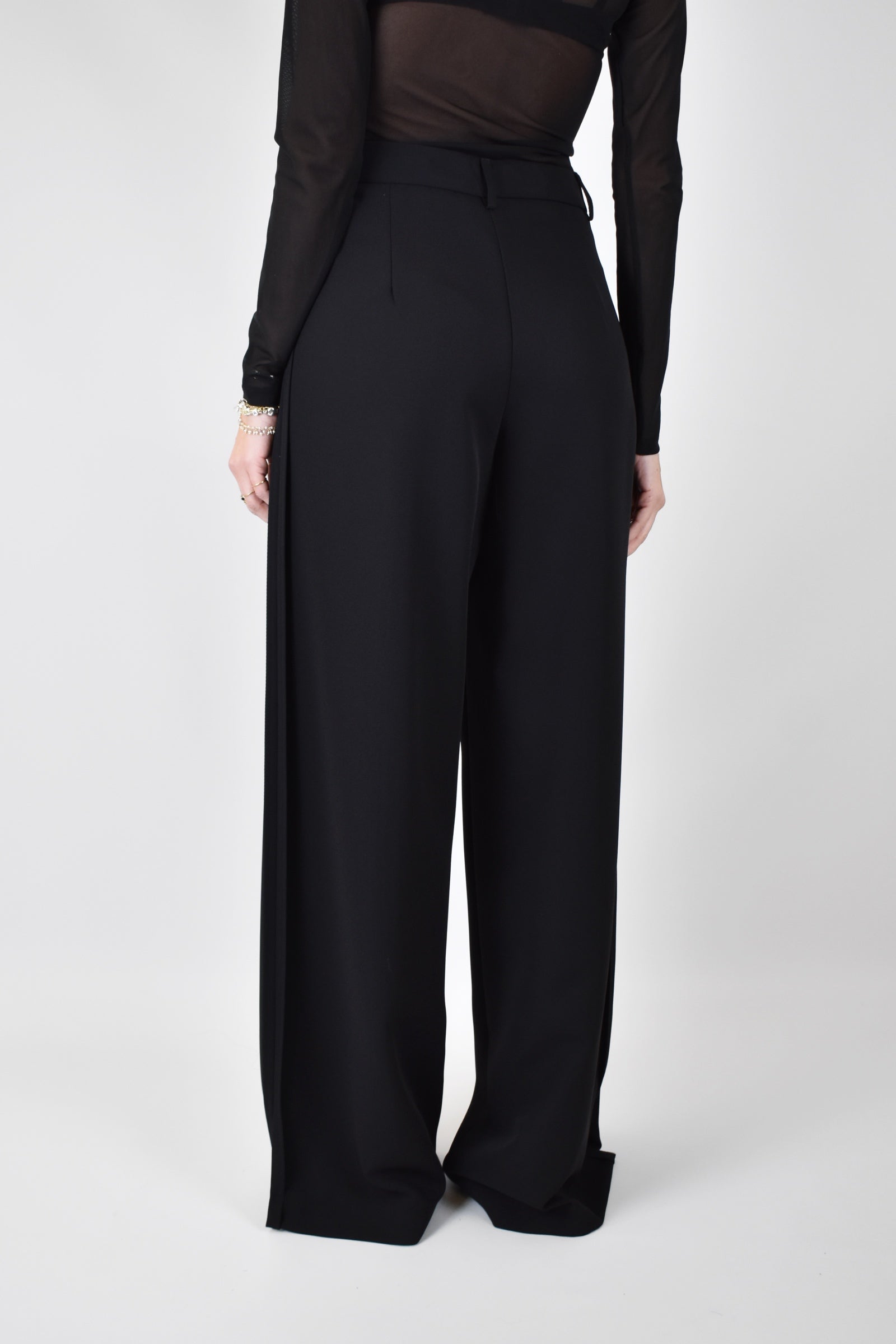 Pantalone palazzo e banda lat