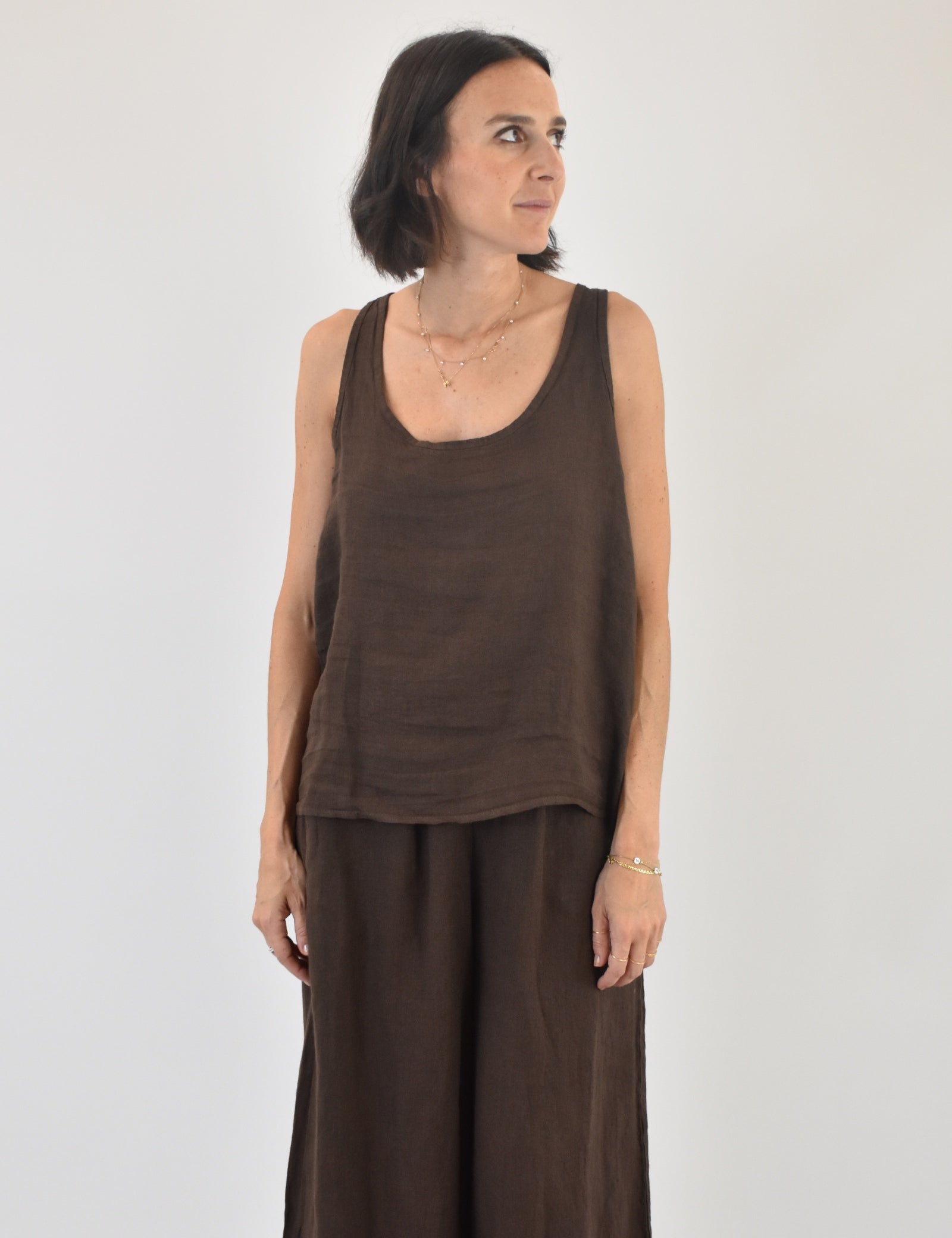 Top bottoni schiena lino