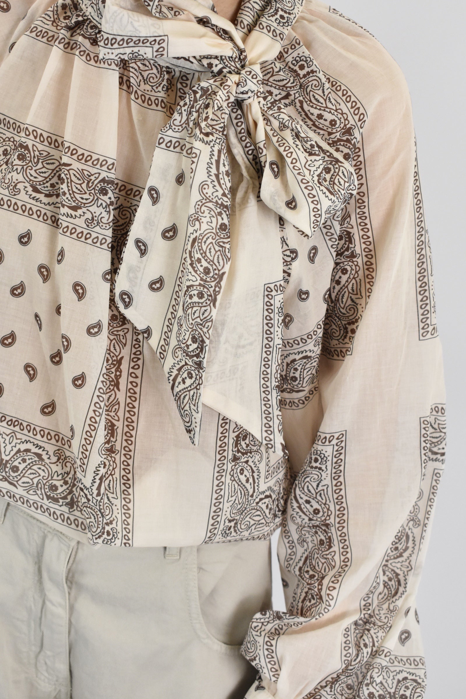 Camicia fiocco bandana
