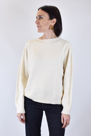 FOTO INDOSSATA FRONTALE DI MAGLIA IN MICRO PAILLETTES PANNA, HAVEONE, MODELLO MNC-P060