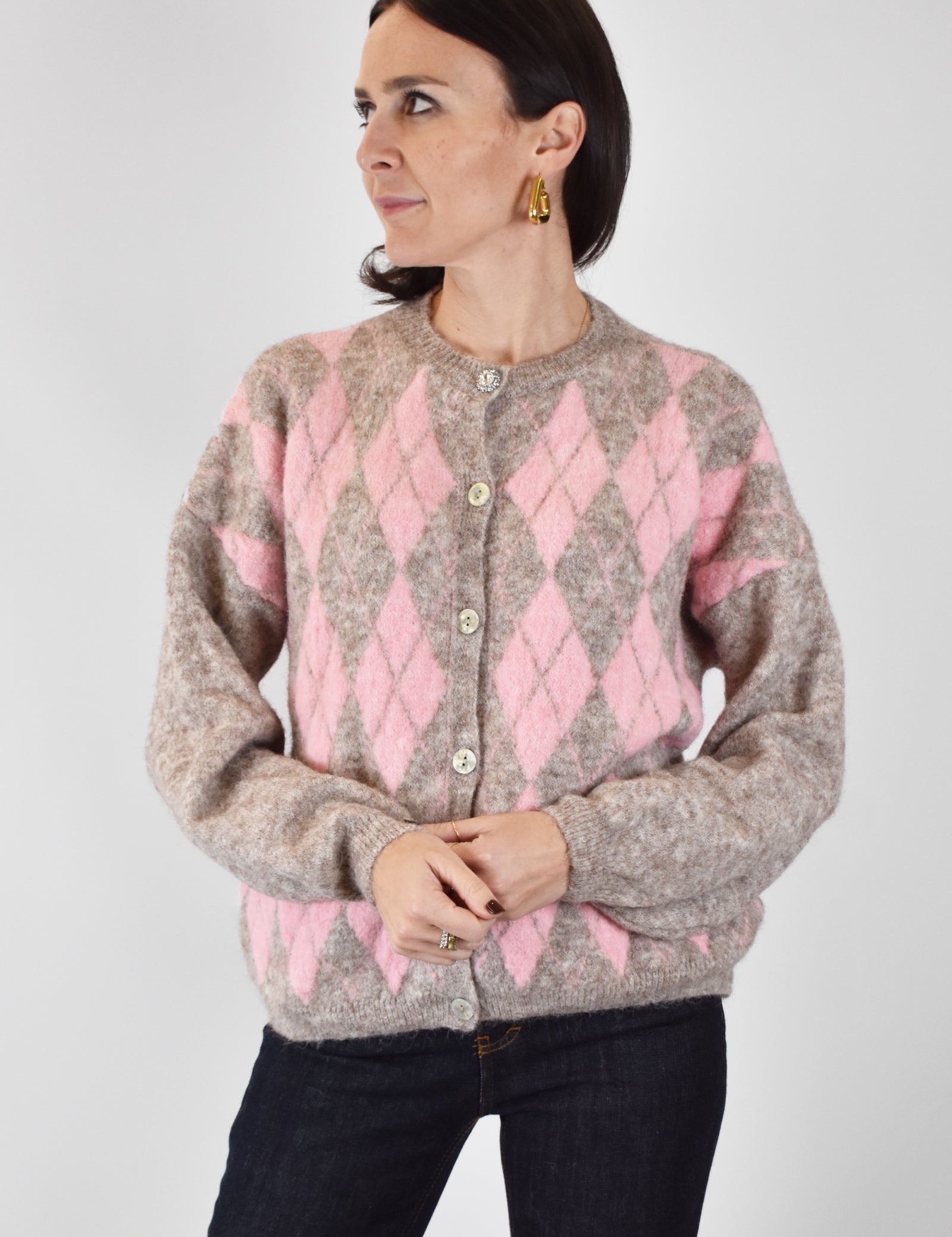 Cardigan rombi e gioiello