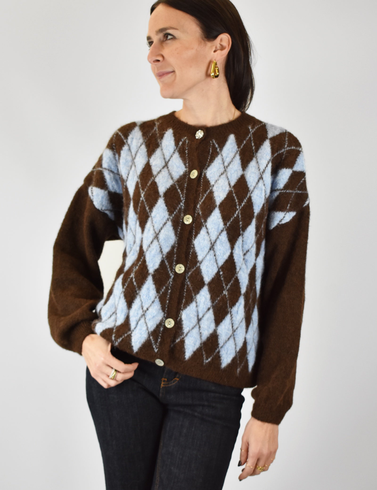 Cardigan rombi e gioiello