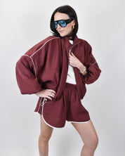 Short bicolor