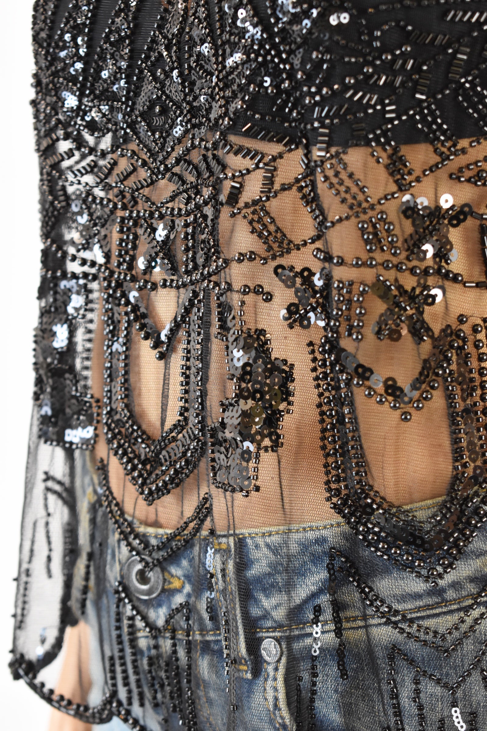 Top tulle e perline ricamate