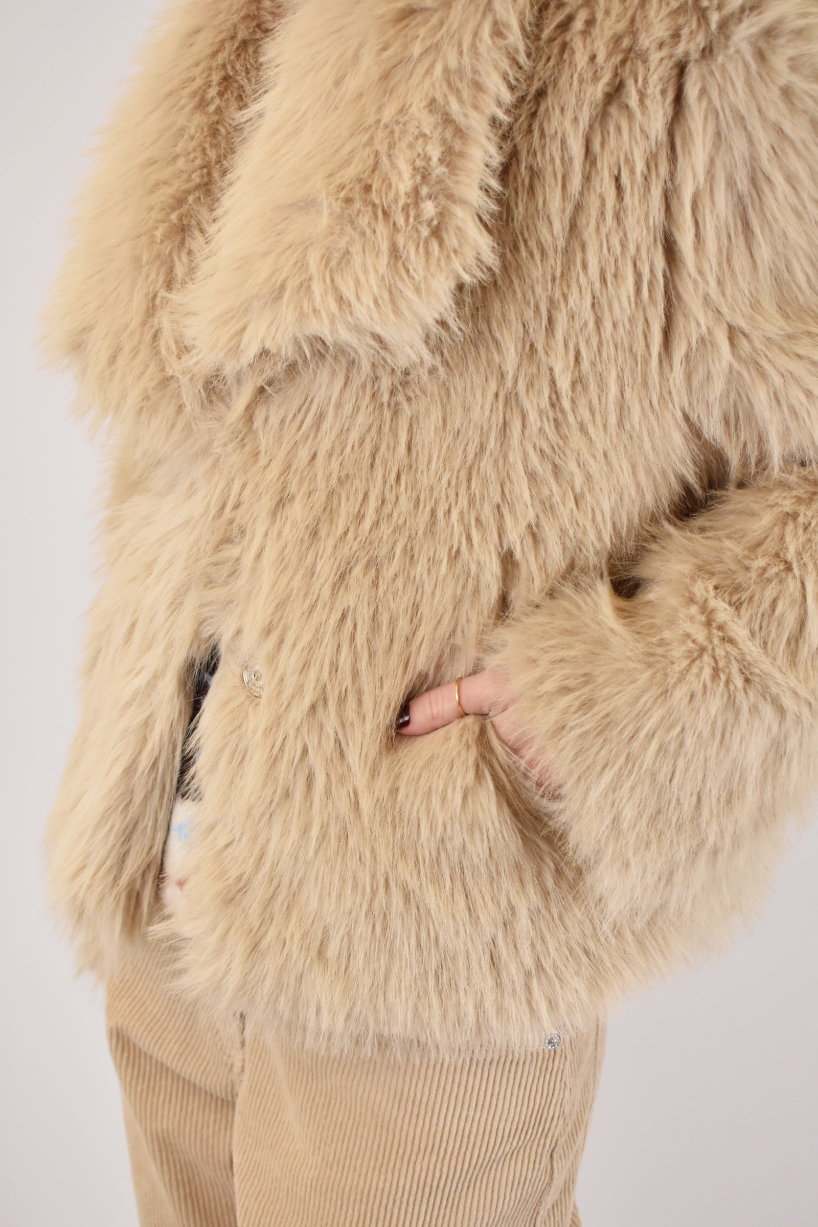 Ecopelliccia con revers