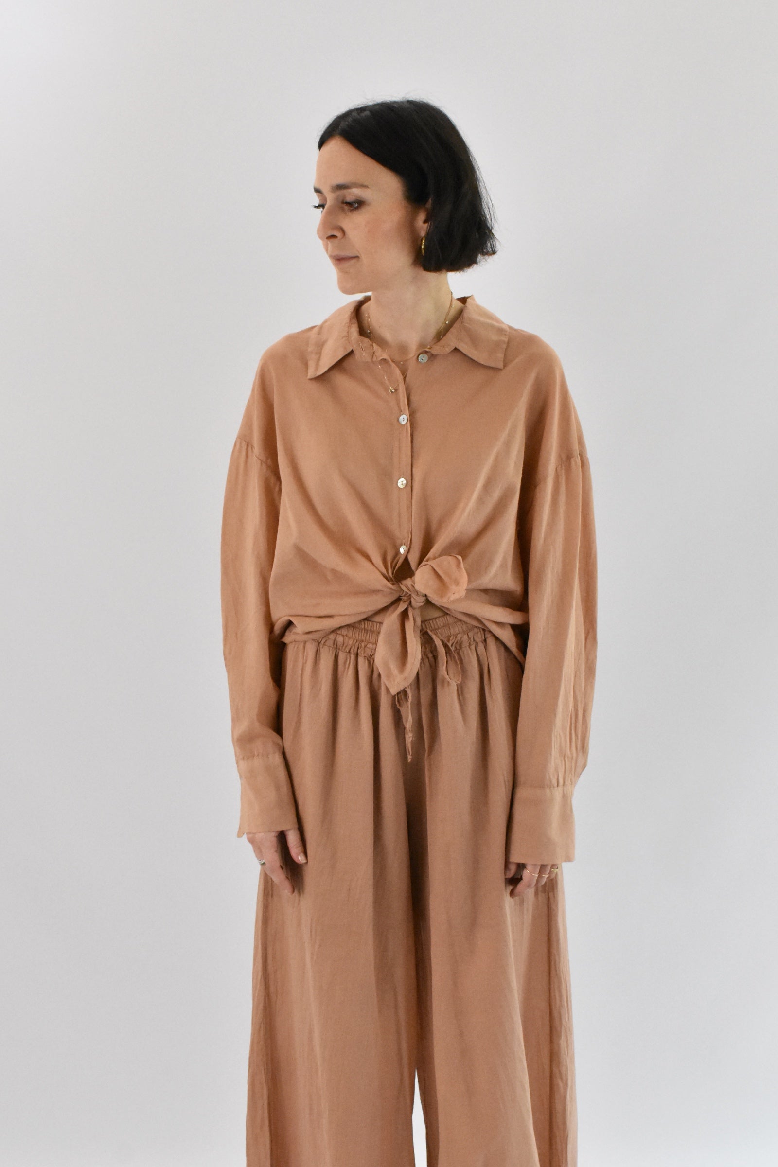 Camicia voile con nodo