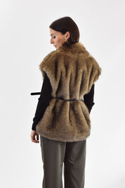 Gilet ecopelliccia cintura