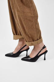 Décolleté vernice slingback