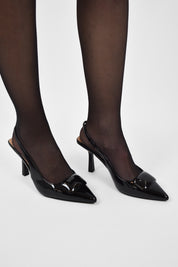 Décolleté vernice applicazione