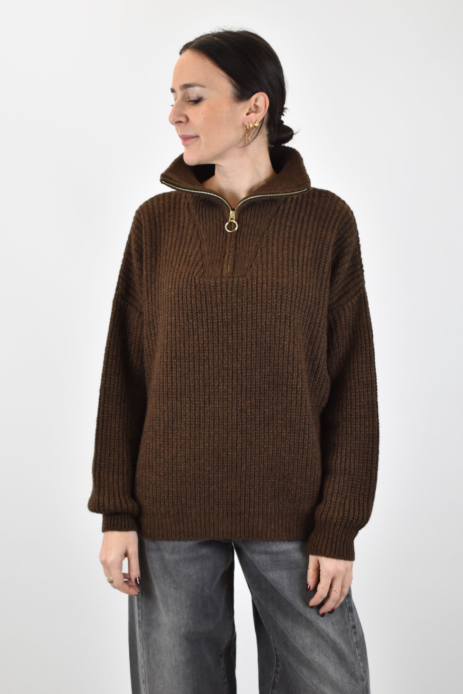 Maglia modello quarter zip, brand HaveOne, modello MHO-P415, colore cioccolato