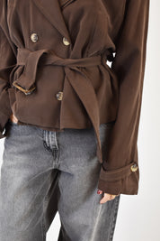 Trench crop con cintura