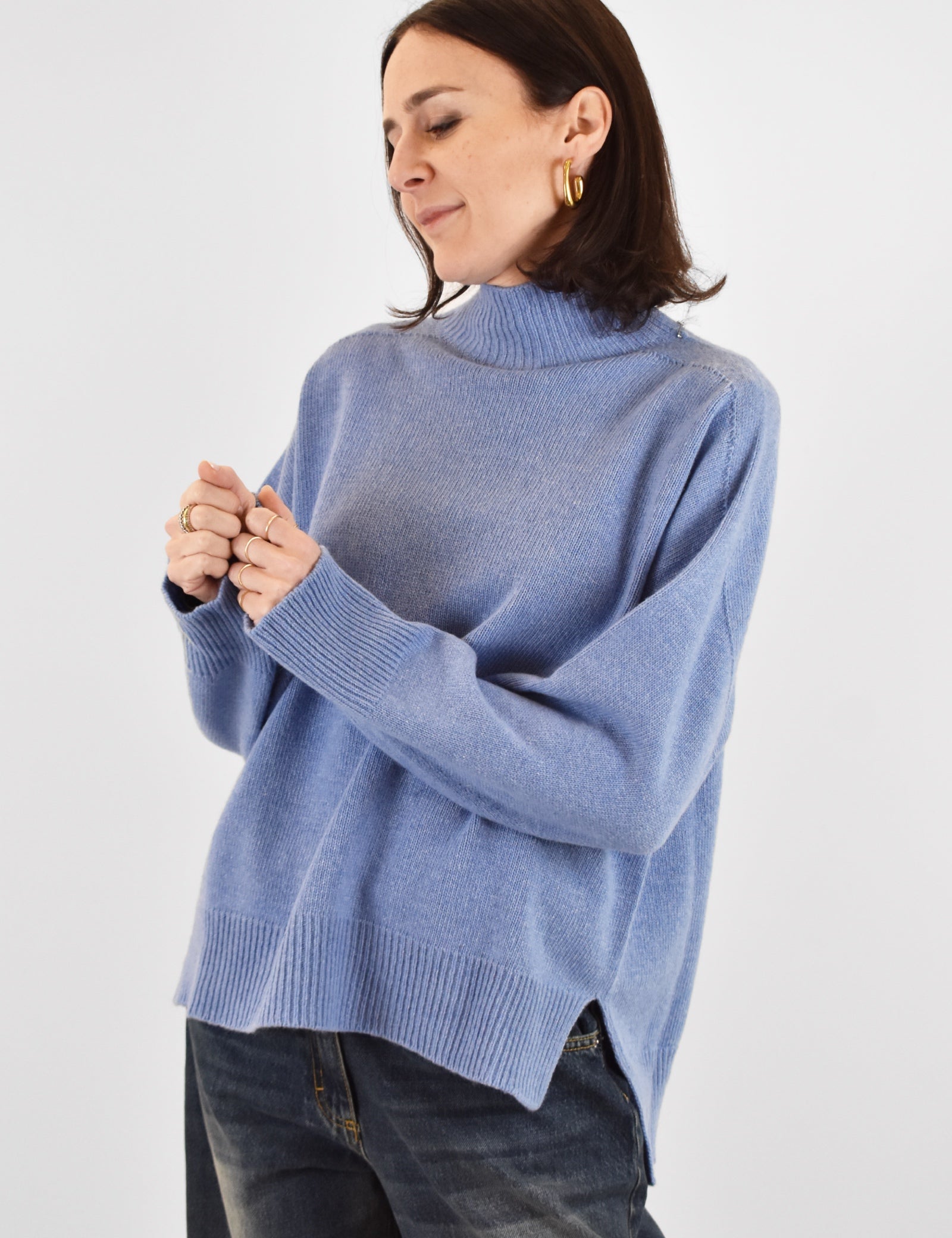 Lupetto cachemire con spacchi