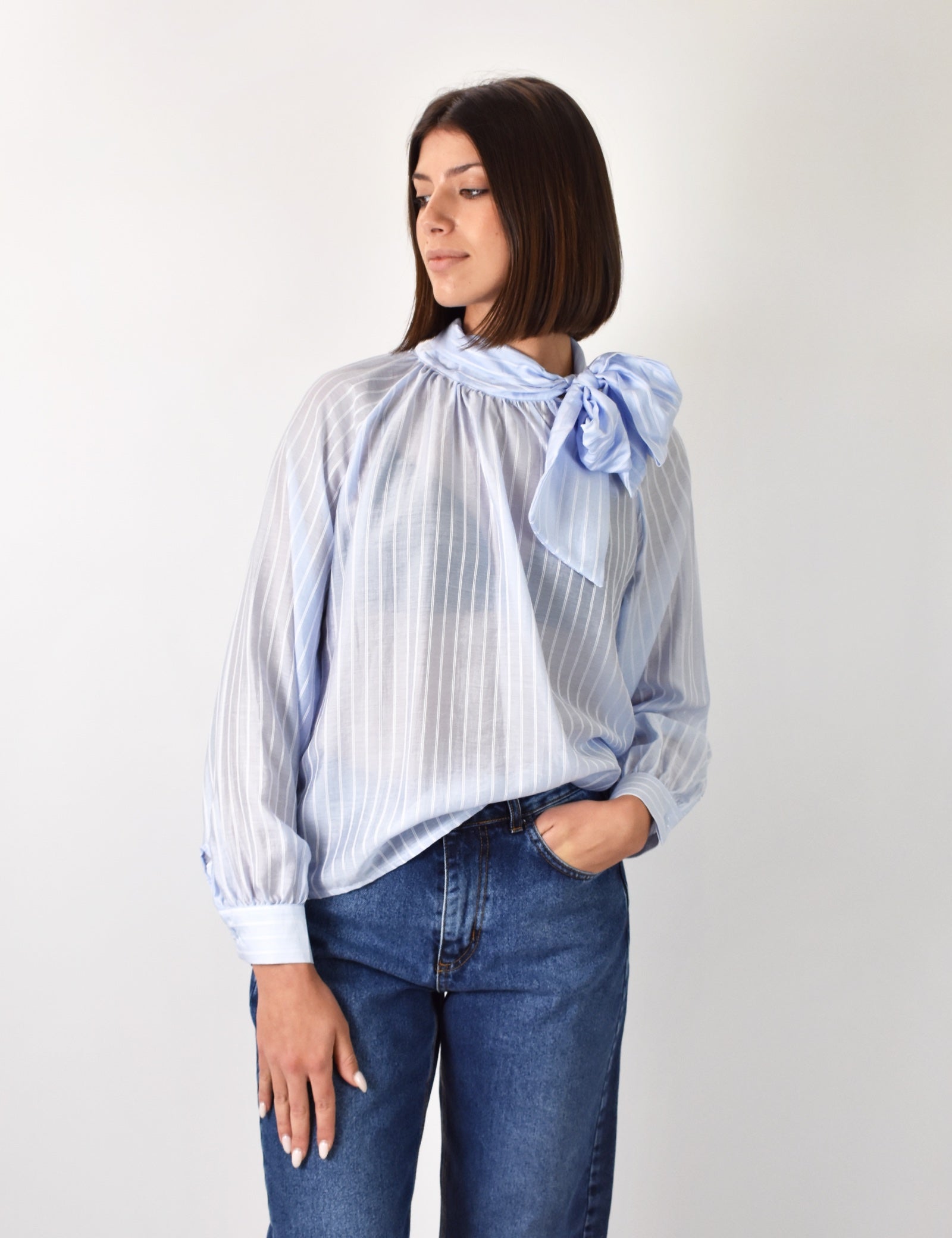 Camicia fiocco gessata