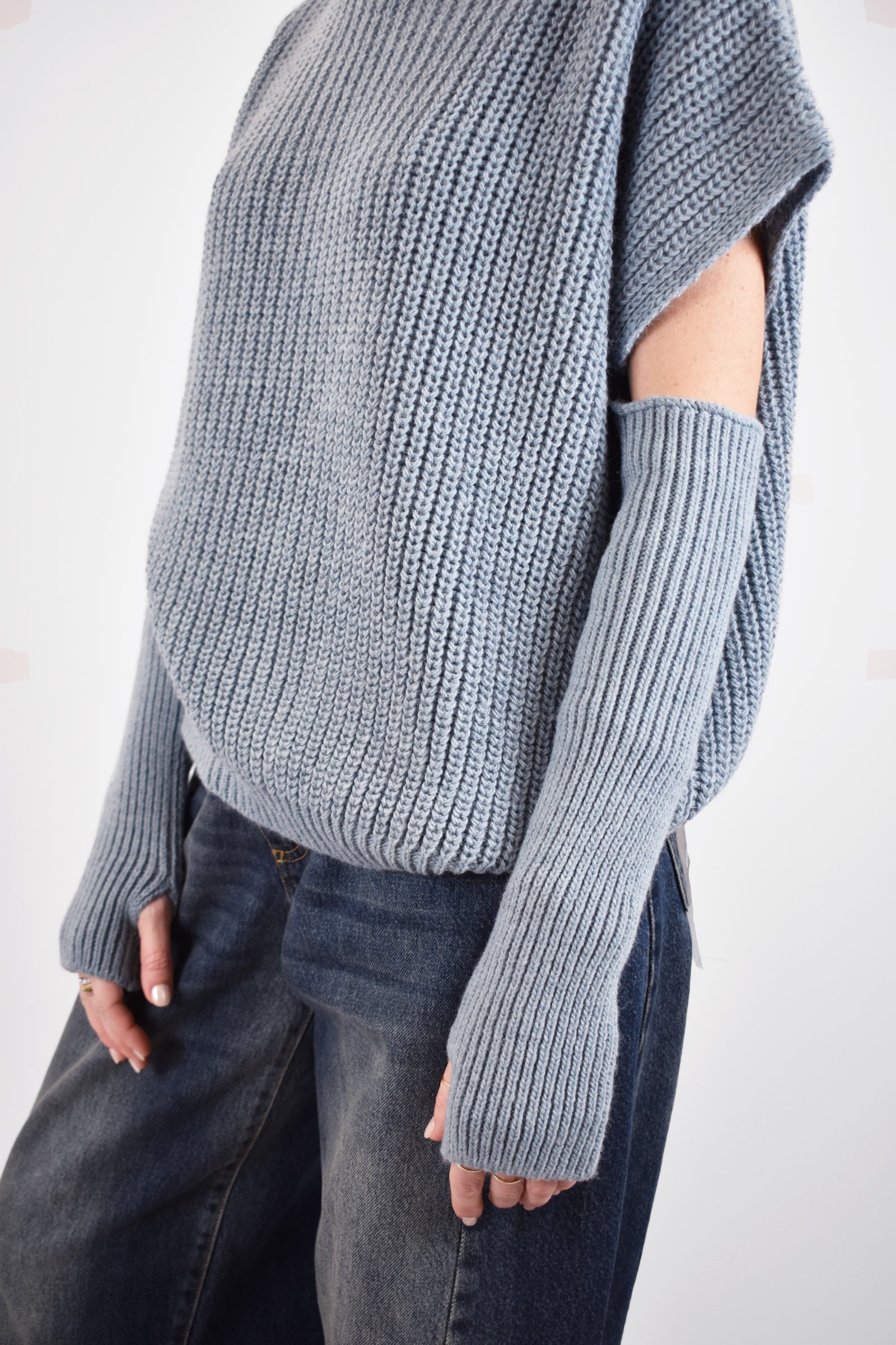 Maglia con manicotti