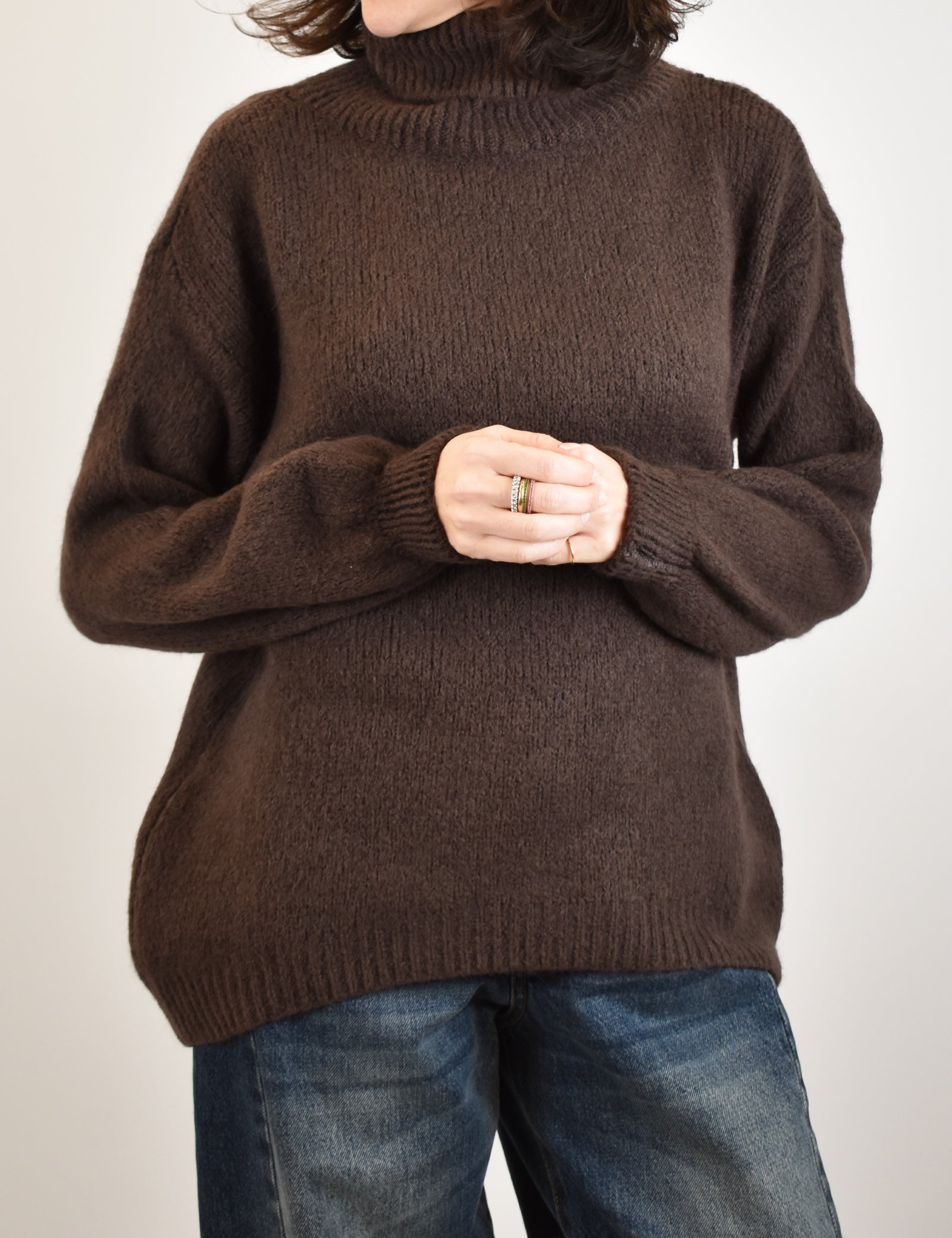 Maglia morbida collo alto