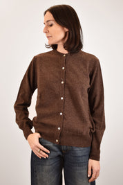 Maglia modello rebecchina in filato 80% lana, realizzata in Italia, bottoni effetto madreperla, brand HaveOne, articolo MNC-P431