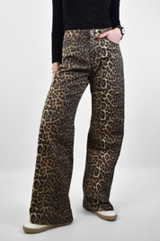 Pantalone da donna modello flare realizzato in tessuto maculato, brand Susy Mix, articolo 806126