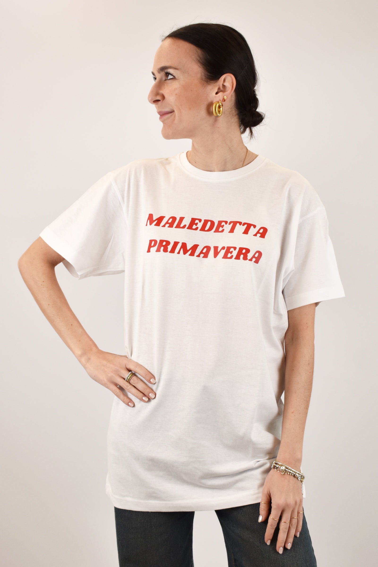 T-shirt da donna dal fit oversize, realizzata in cotone, casual chic, brand Susy Mix, articolo tsh17