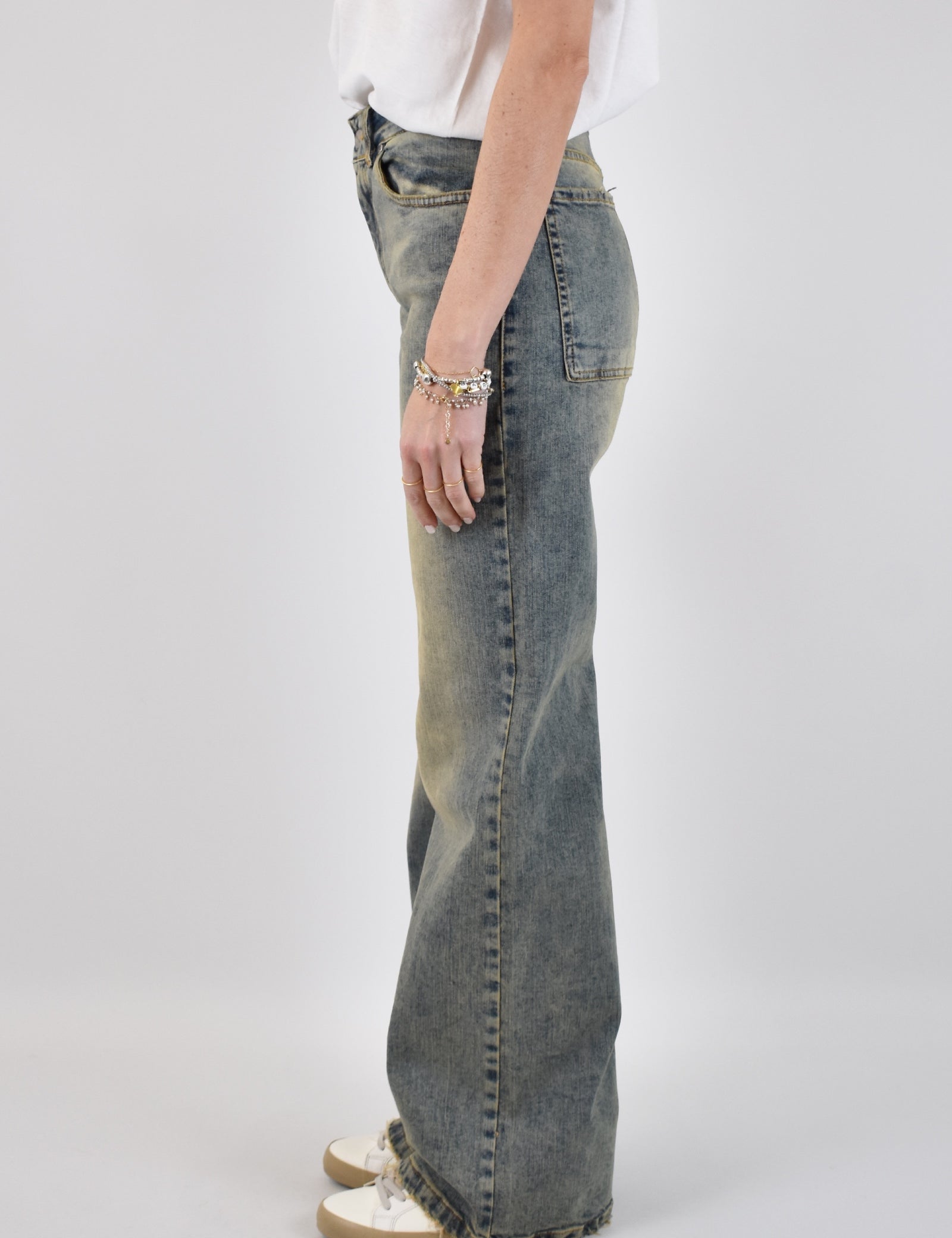 Jeans ERIKA Susy Mix da donna, modello a gamba dritta e vita medio alta, lavaggio effetto vintage al tè, casual street, articolo jerika0399