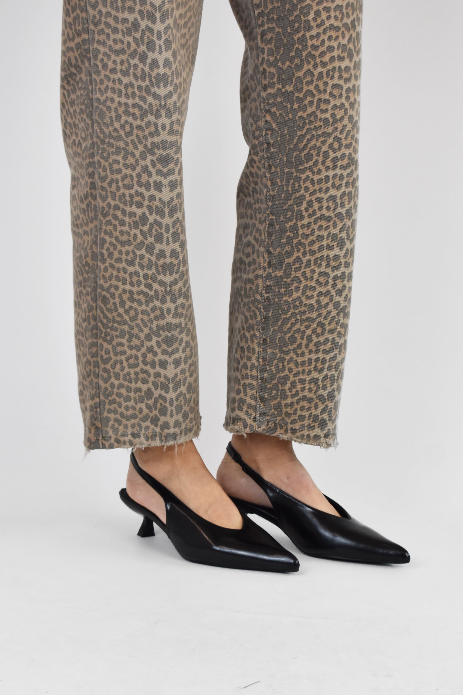 Décolleté slingback a punta