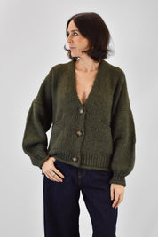 Cardigan di HaveOne con chiusura a 3 bottoni, colore militare, vista frontale 