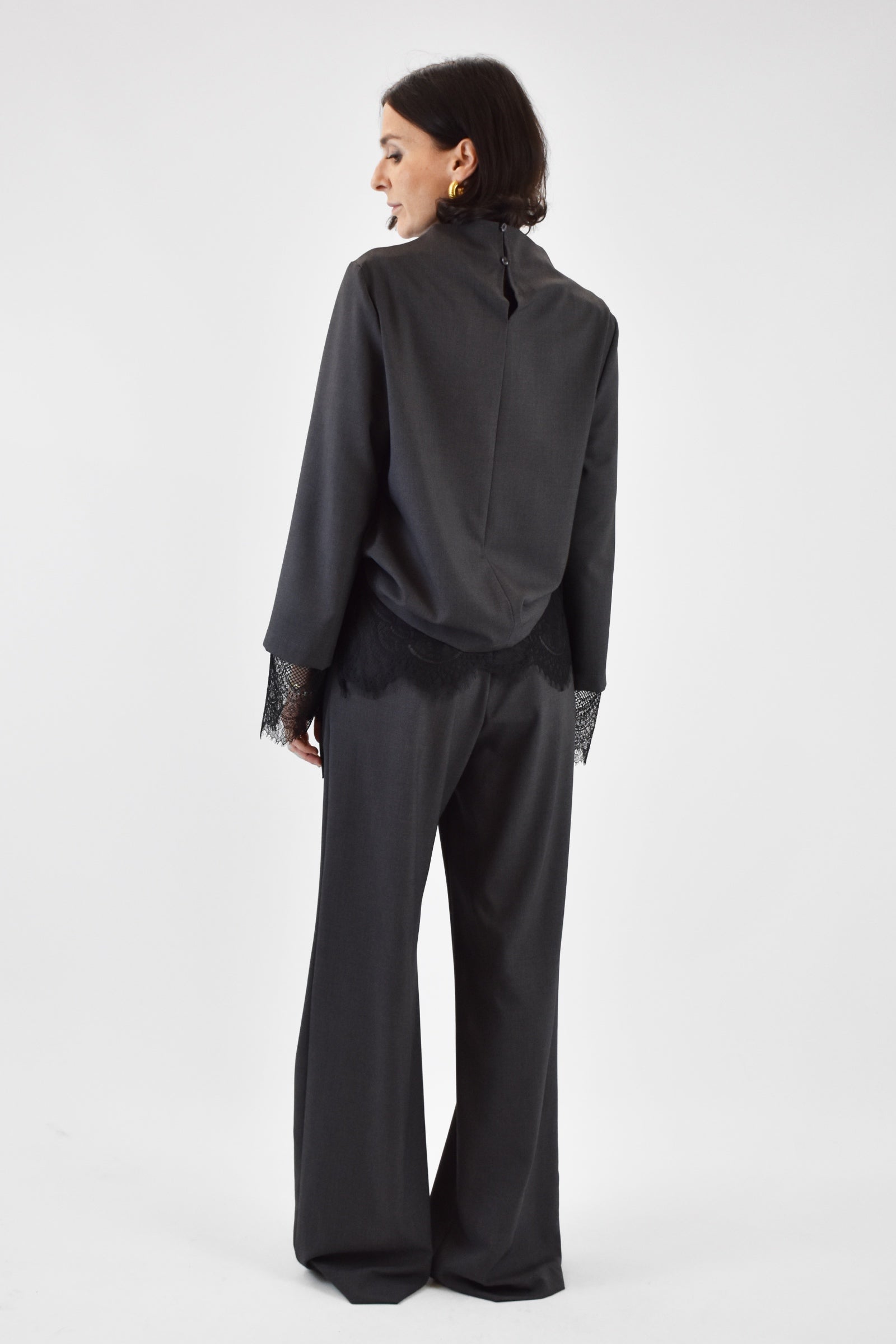 Pantalone con fusciacca pizzo