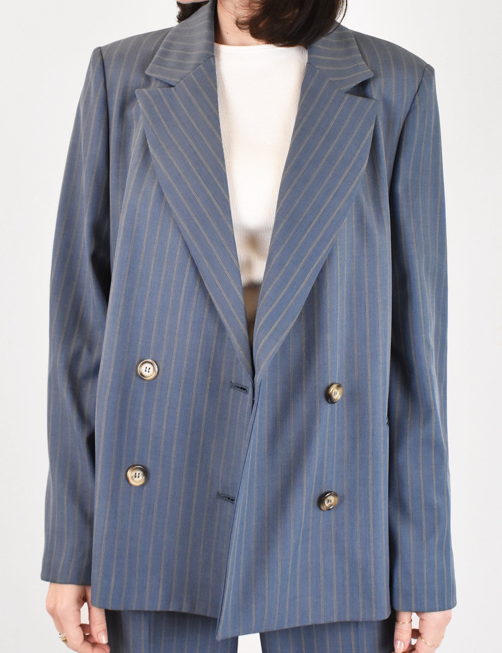 Giacca gessata doppiopetto