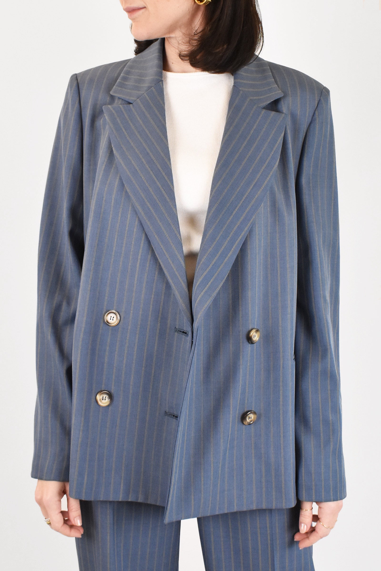 Giacca gessata doppiopetto
