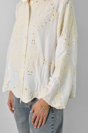 Camicia ricami e passamaneria
